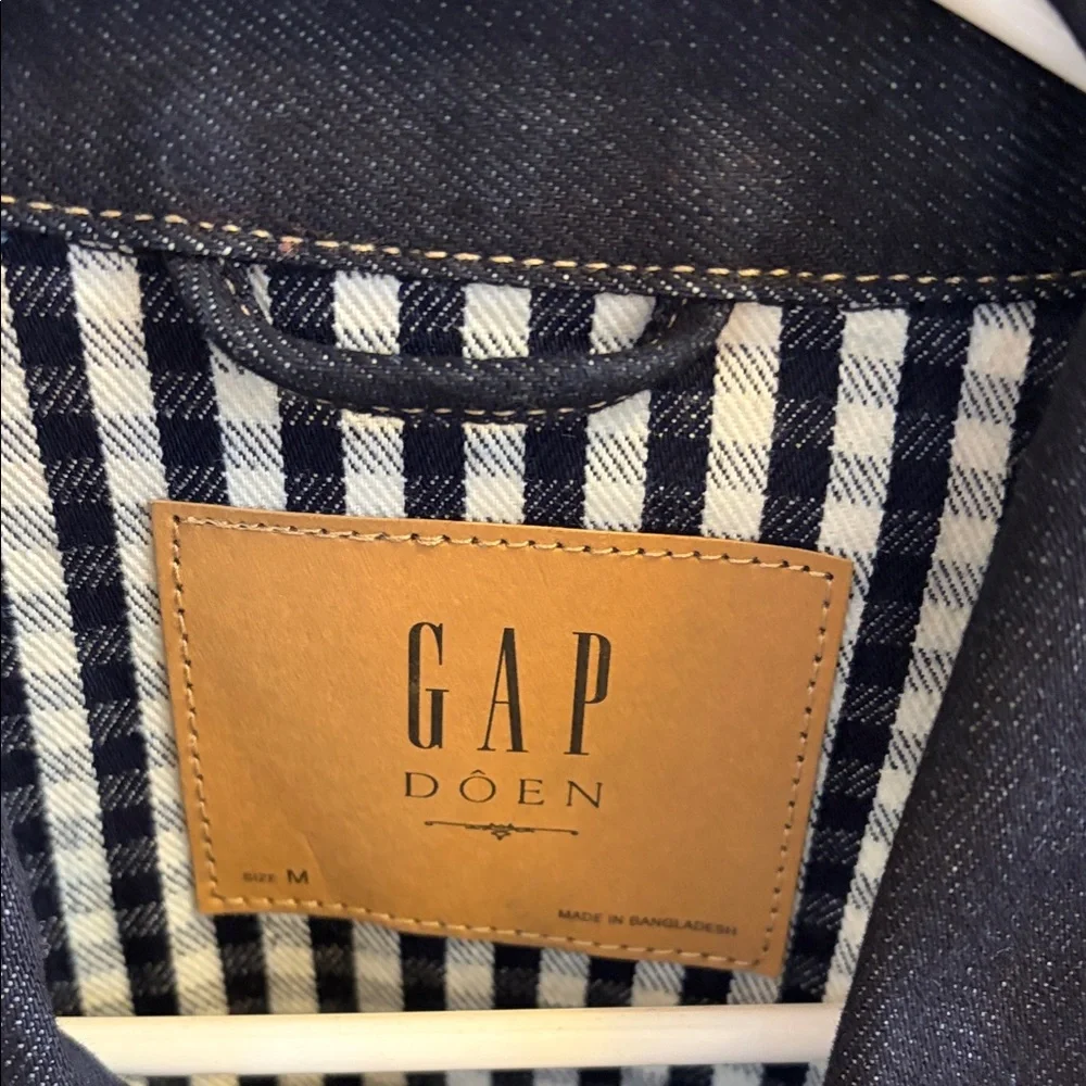 GAP Women's Checkered Shirt Jacket - Black and White - Picture 2 of 3